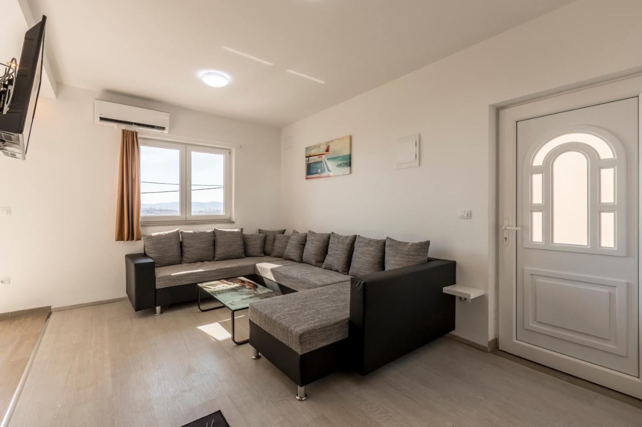 Apartmán House With Private Pool Magdalena Podstrana Exteriér fotografie